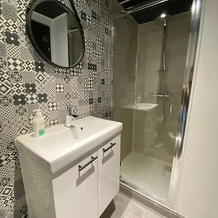 Bel Renove En Face Des Universites Apartment *